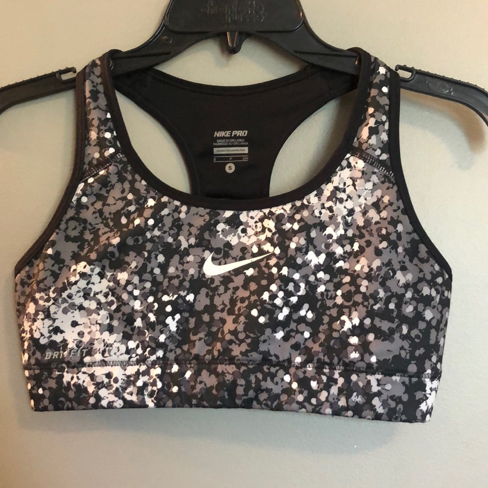 Nike sports bra
